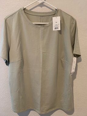 a new day Women's Short Sleeve Crewneck Tee in Sage